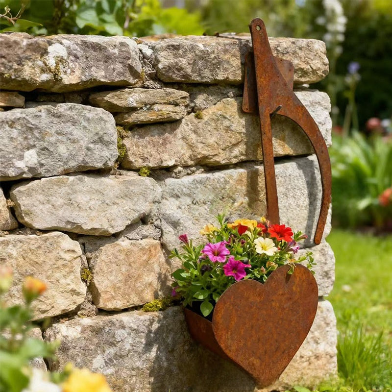 Heart-Shaped Wall Planter – Vintage Iron Hanging Flower Pot