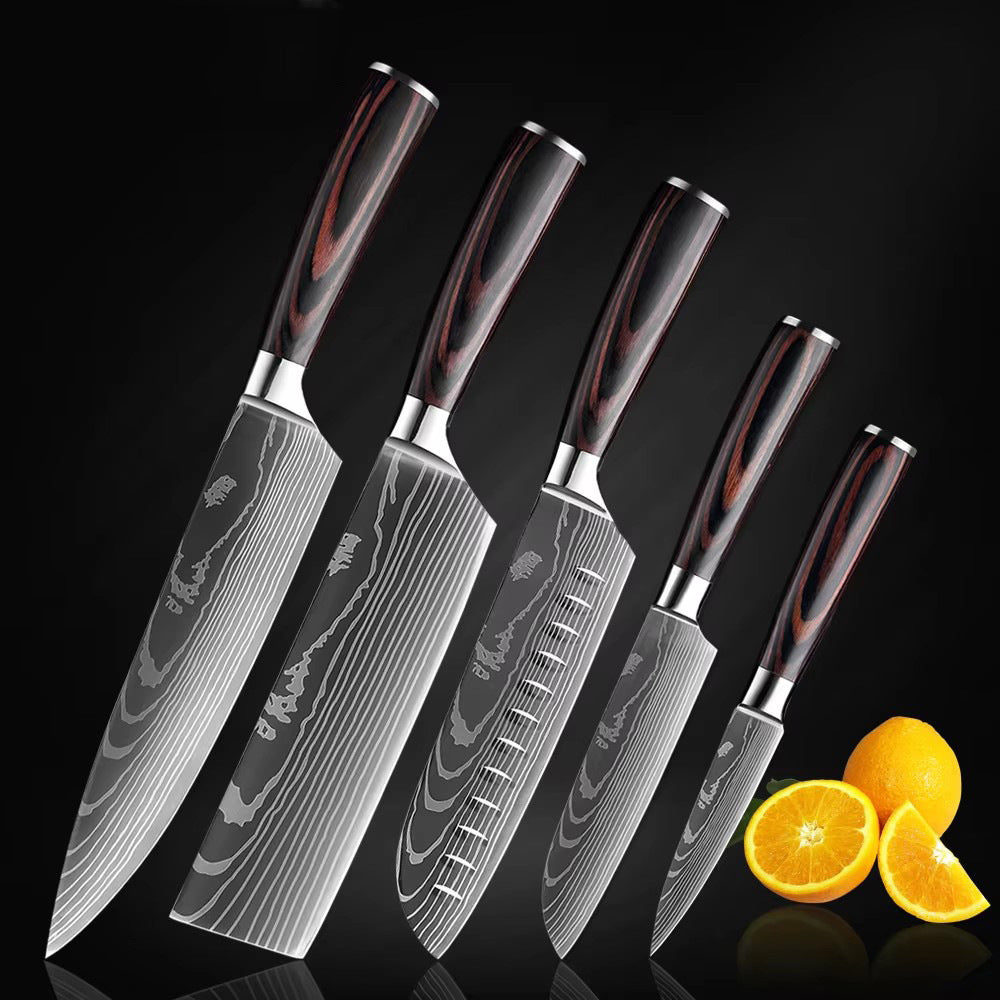 Damascus Pattern Chef Knife – Japanese-Style Santoku Knife with Wooden Handle