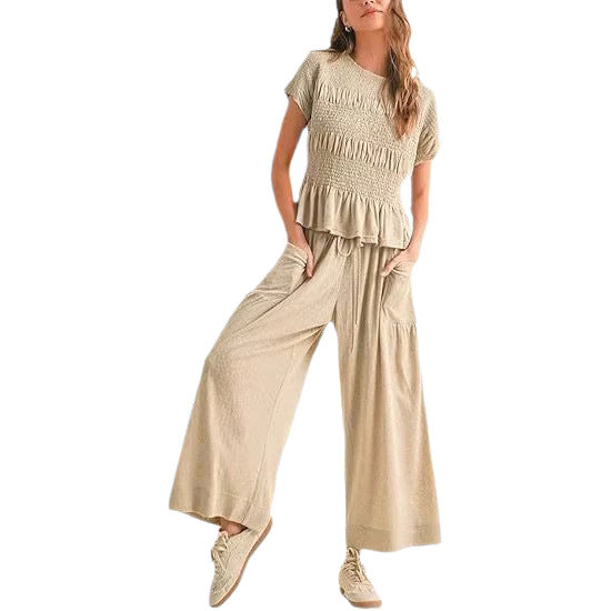 Women’s Two-Piece Lounge Set – Short Sleeve Top & Wide-Leg Pants Outfit