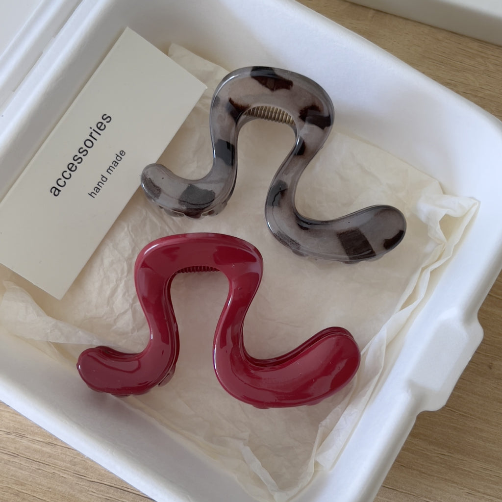 Hair Claw Clip – Elegant Acrylic Shark Hair Clip