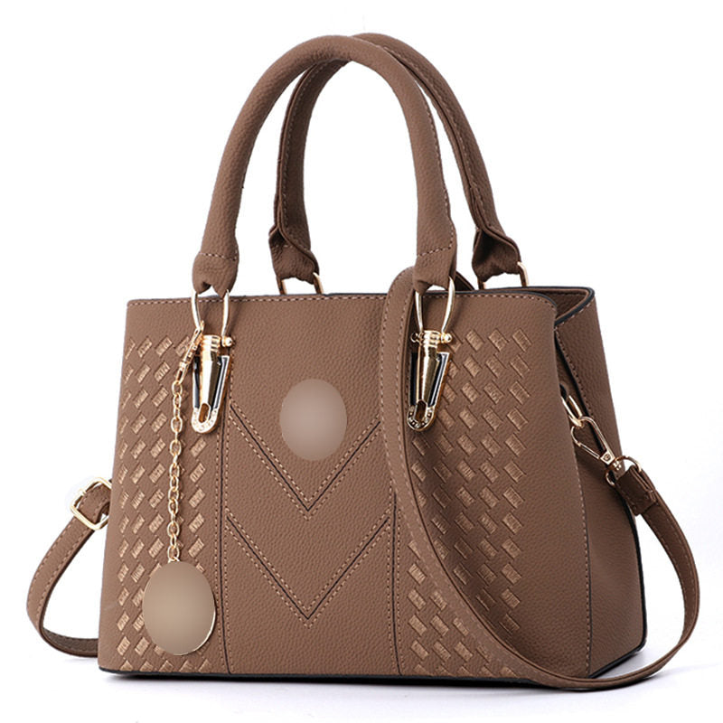 Casual Zipper Shoulder Bag – Soft Structured Everyday Handbag