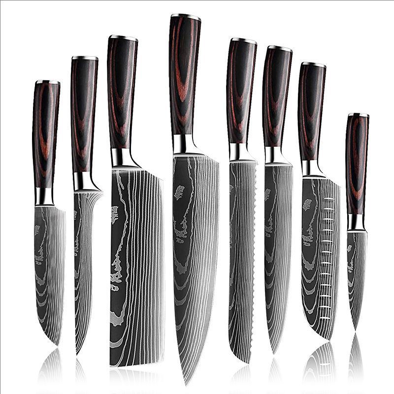 Damascus Pattern Chef Knife – Japanese-Style Santoku Knife with Wooden Handle