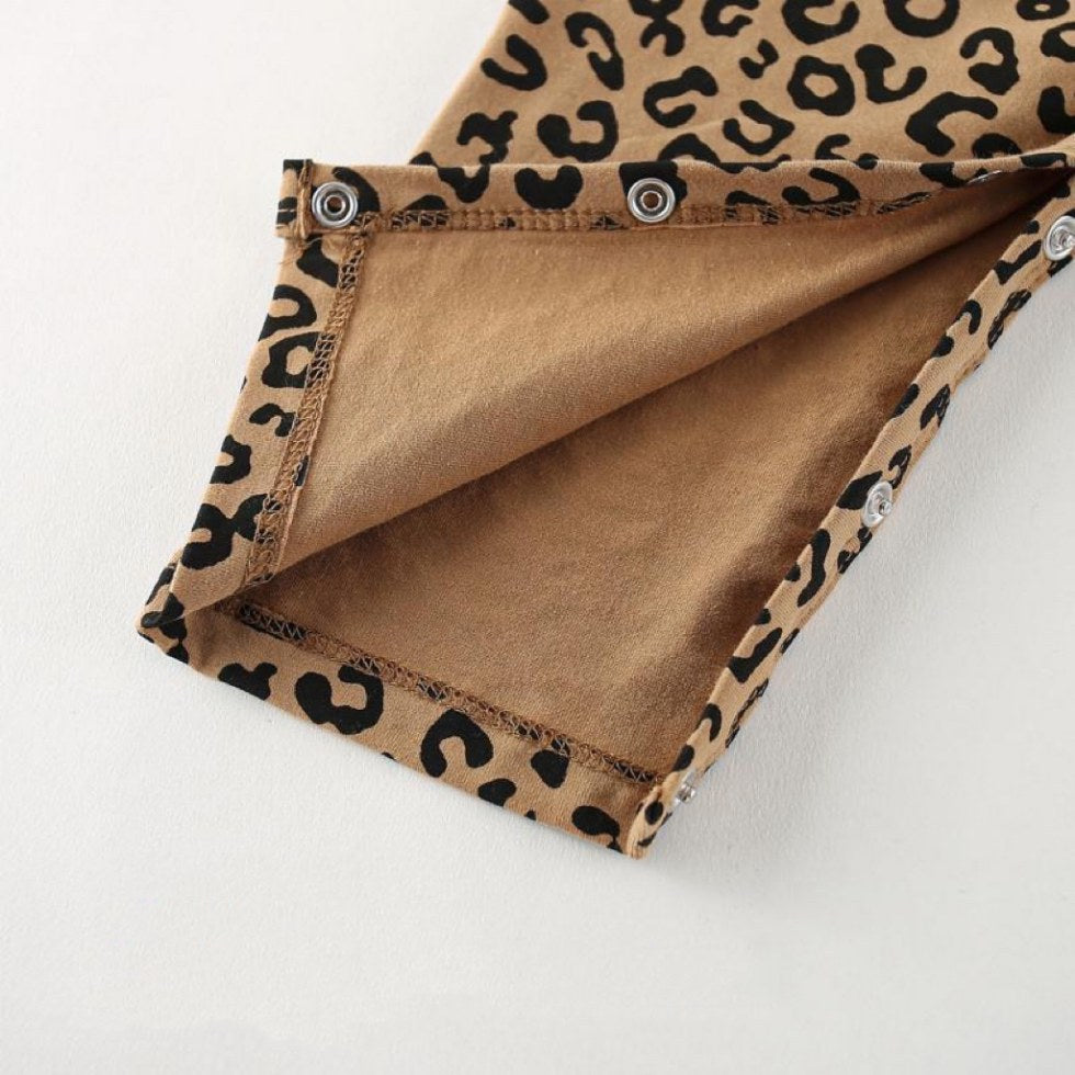 Leopard Print Baby Sleeveless Romper – Soft Infant Snap Jumpsuit (Spring & Autumn)