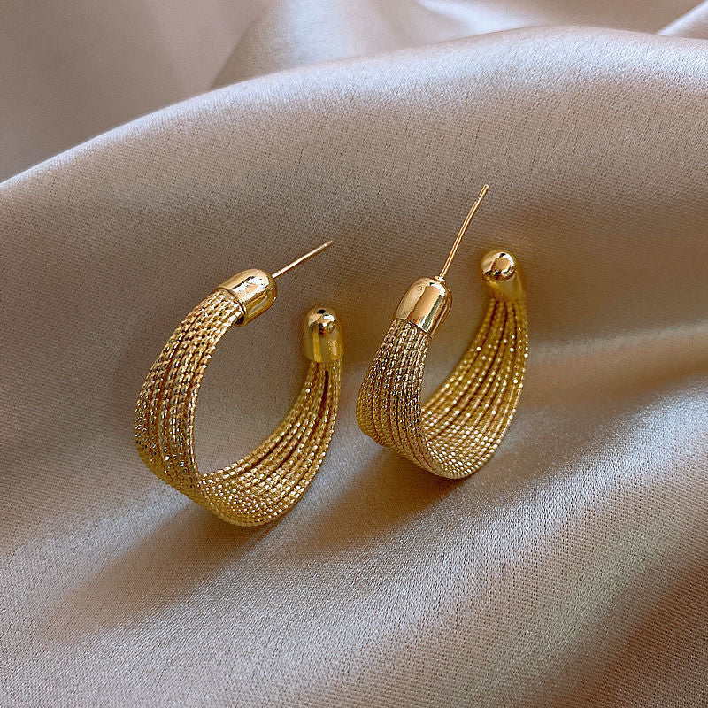 Brushed Metal C-Shape Hoop Earrings – Retro Geometric Minimalist Jewelry