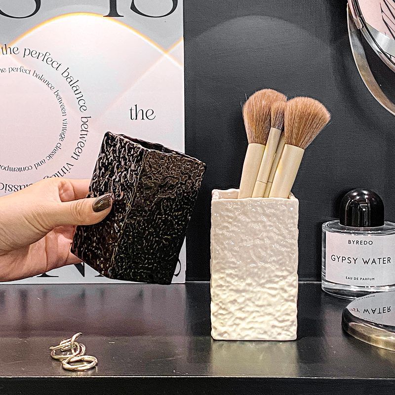 Ceramic Makeup Brush Holder – Modern Vanity Storage Cup
