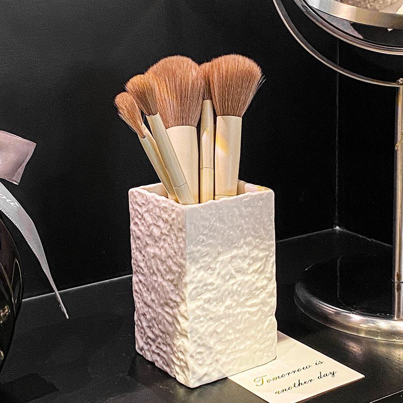 Ceramic Makeup Brush Holder – Modern Vanity Storage Cup