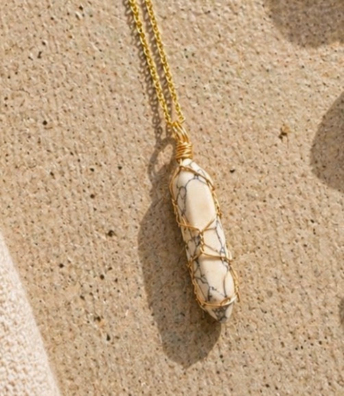 Howlite Wire-Wrapped Necklace – Natural Calm & Stress Relief Crystal