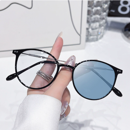 Anti-Blue Light Glasses – Lightweight Oval Fashion Eyewear