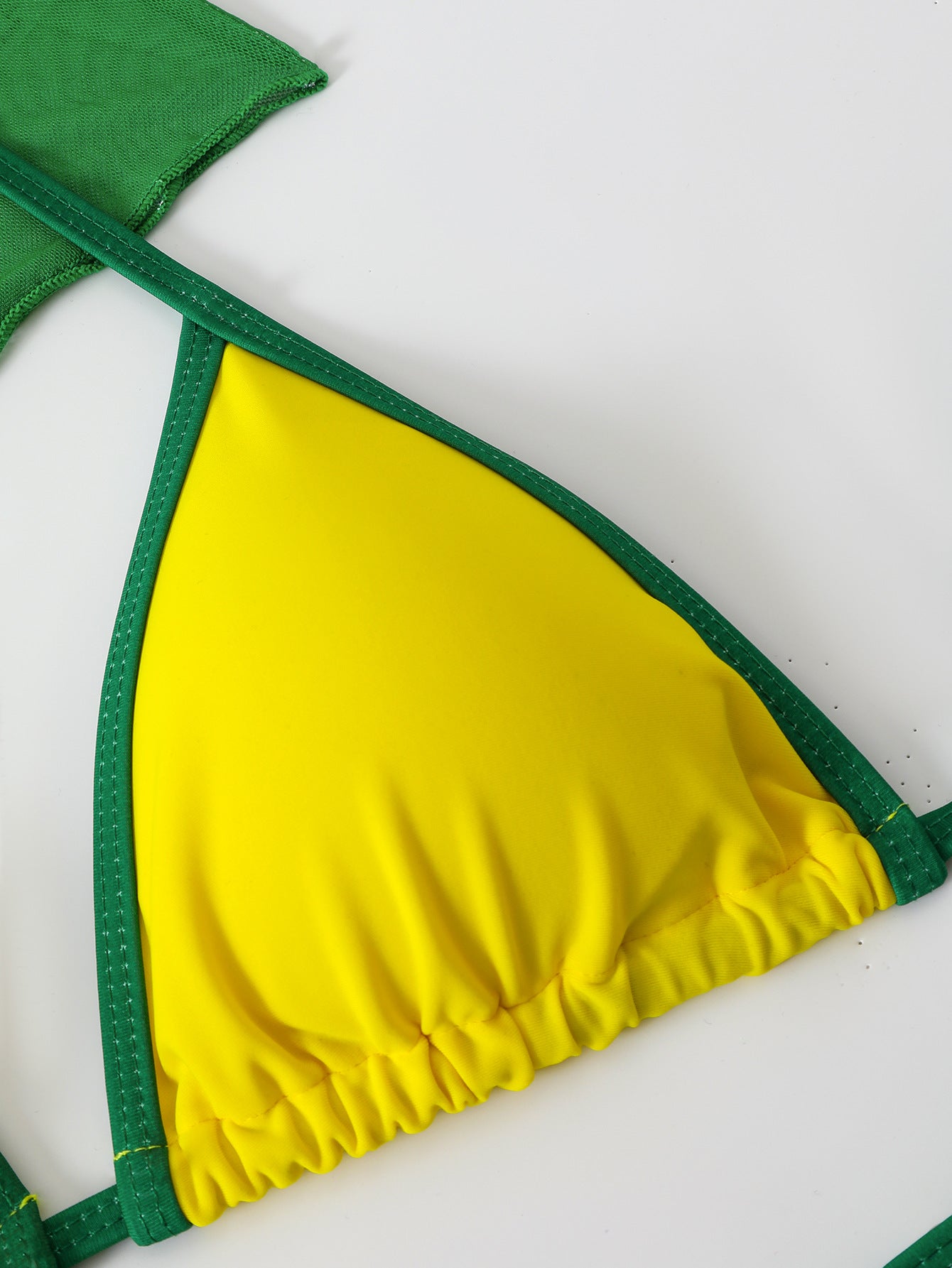 Women’s Three-Piece Bikini Set – Color Block Swimwear with Cover-Up