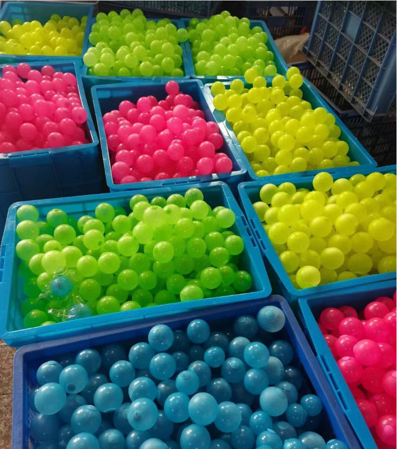 Glow-in-the-Dark Sticky Ball – Fun Stress Relief Toy