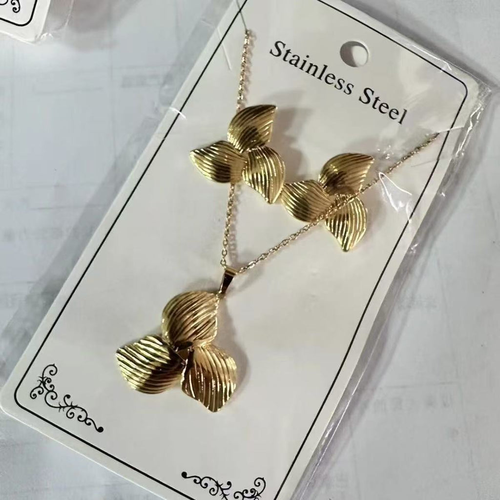 Stainless Steel Geometric Jewelry Set – Sea Life Pendant Necklace & Earrings