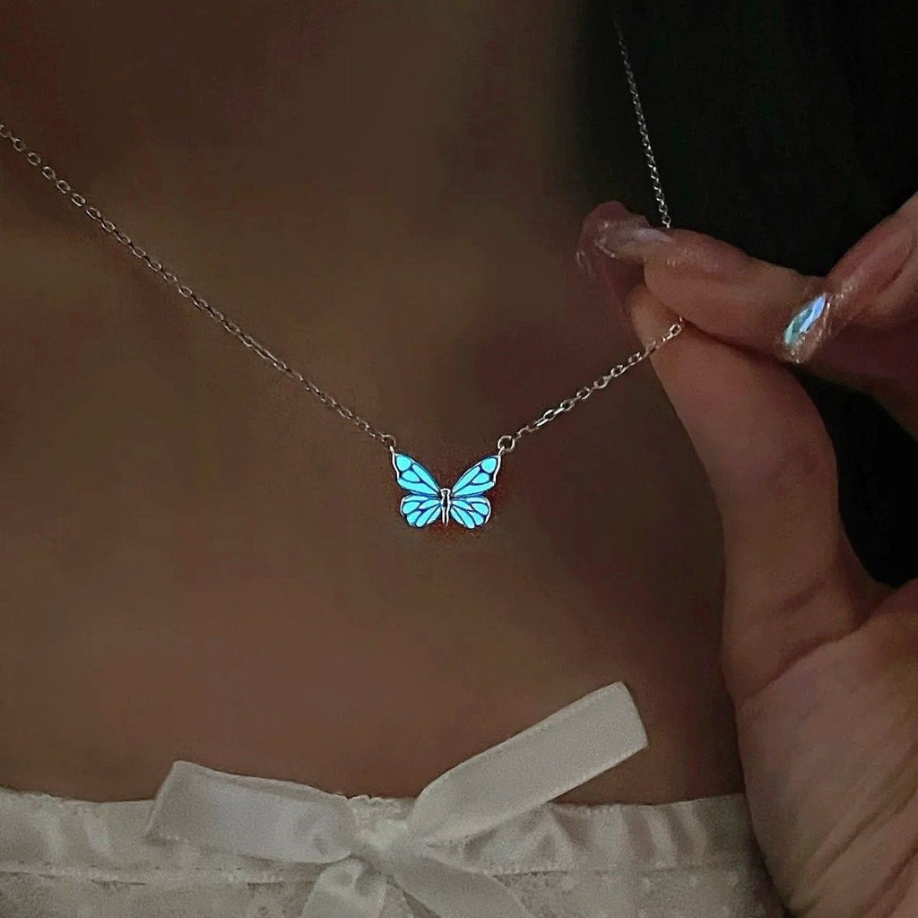 Luminous Butterfly Necklace – Glow in the Dark