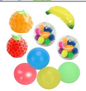 Glow-in-the-Dark Sticky Ball – Fun Stress Relief Toy