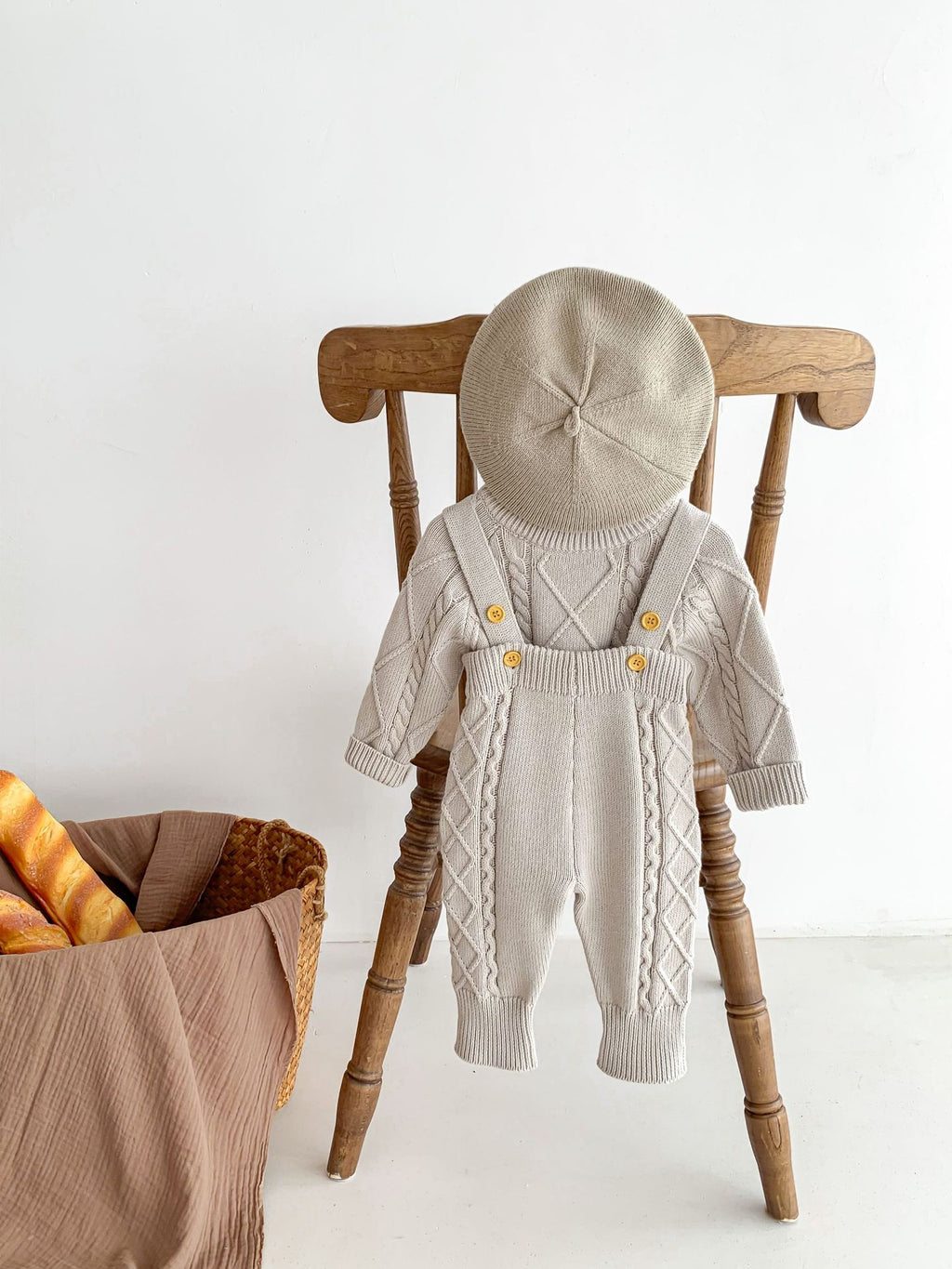 100% Cotton Baby Two-Piece Set – Korean Style Knit Sweater & Strap Pants Outfit