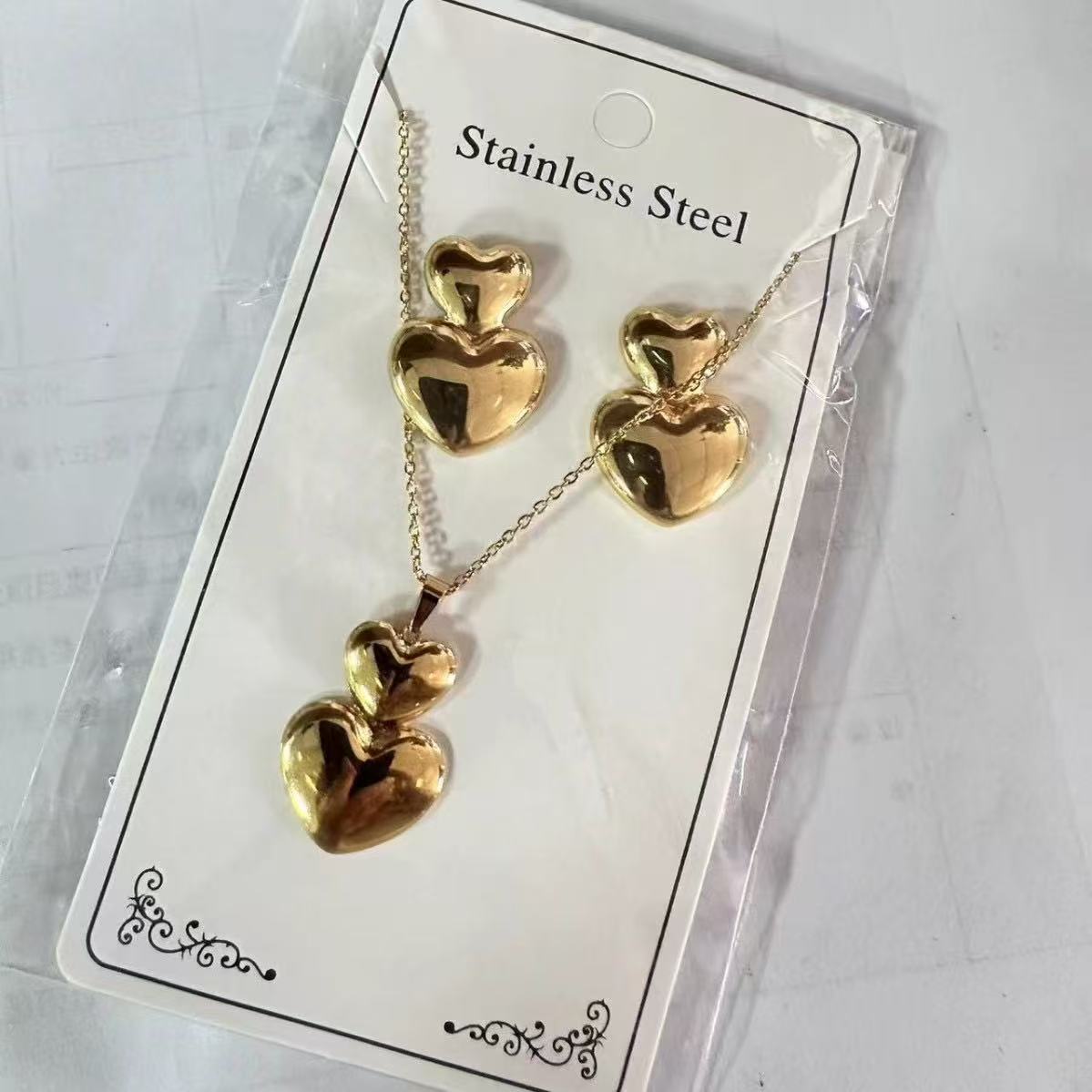 Stainless Steel Geometric Jewelry Set – Sea Life Pendant Necklace & Earrings