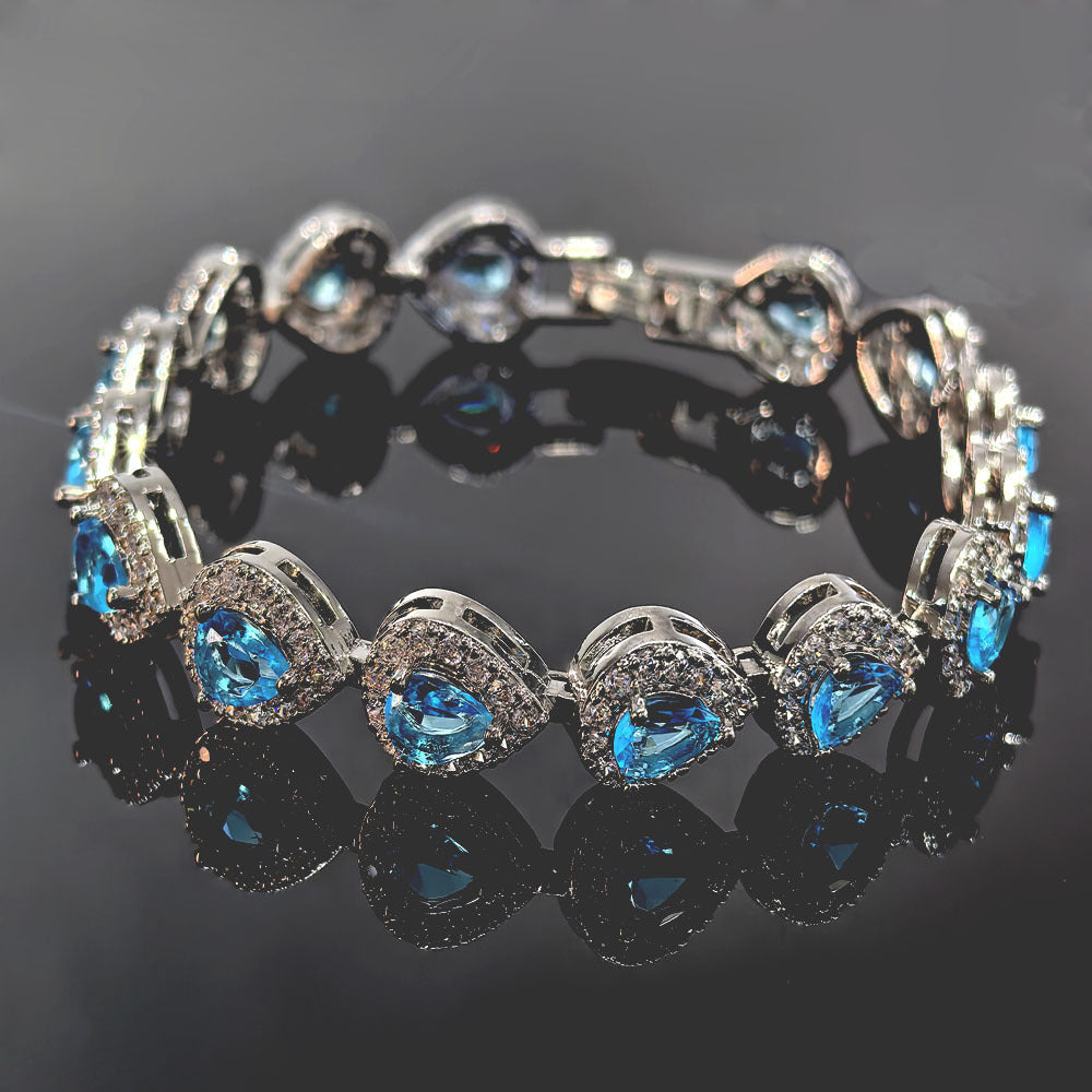 Heart Zircon Bracelet – Elegant Copper Charm Bracelet with Electroplated Finish